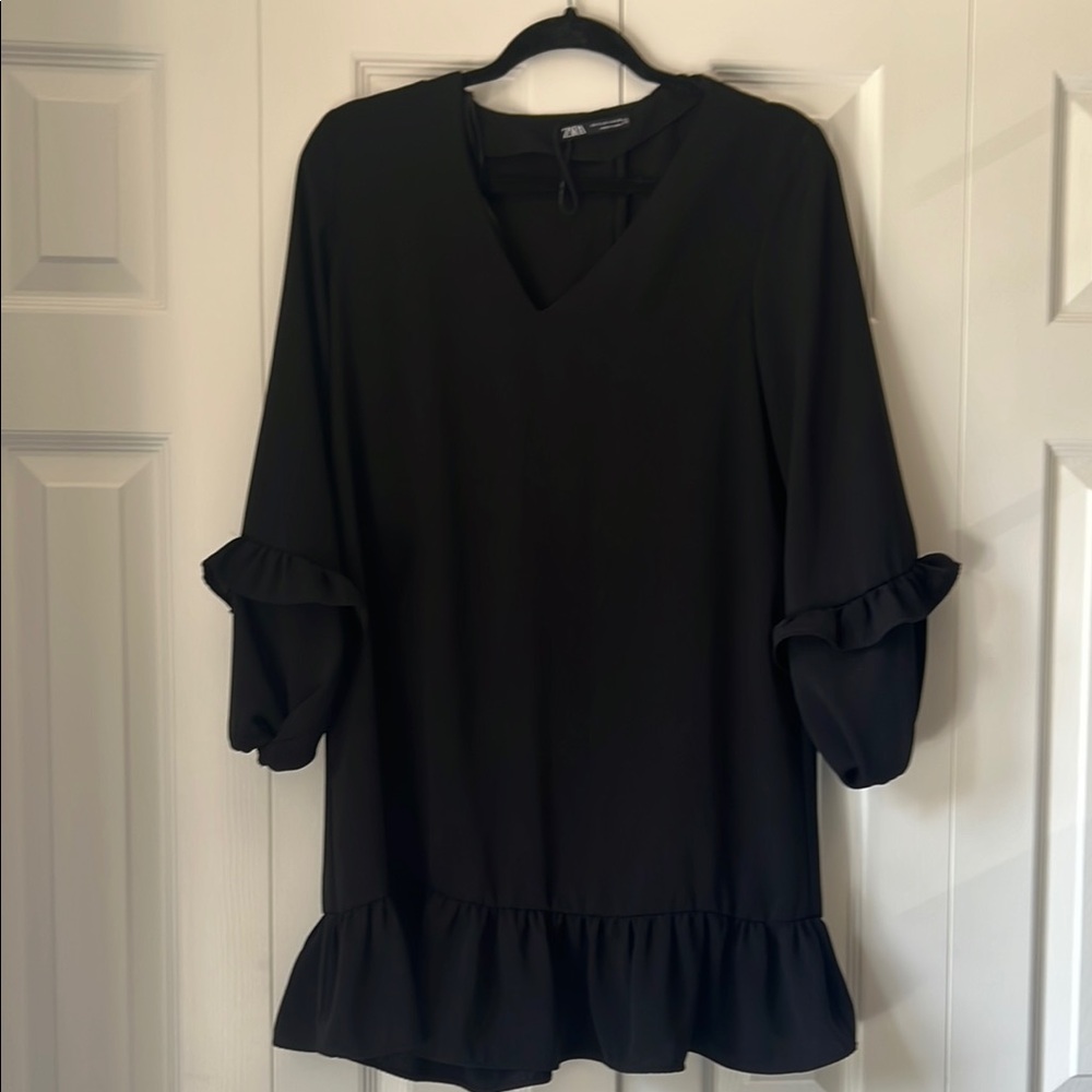 Zara Elegant Black Garment